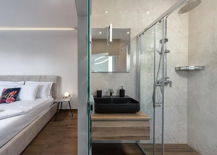 Salu ヴィラ オパティヤ